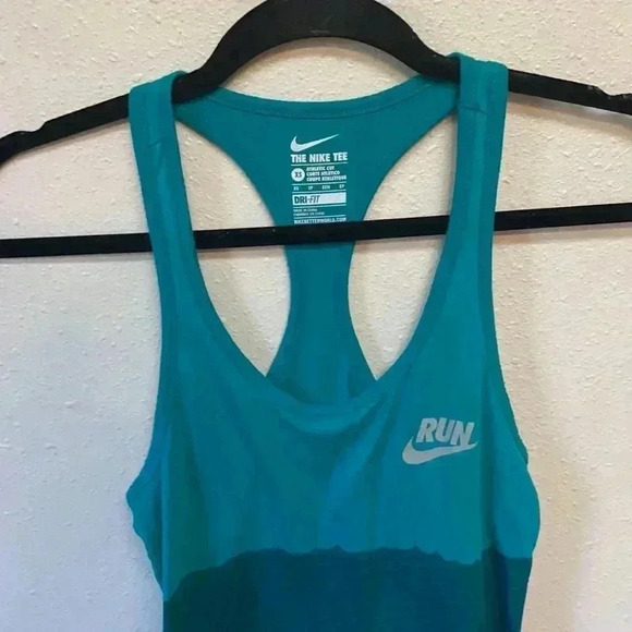 NIKE Dri-Fit Women’s Tank Top - Picture 2 of 7